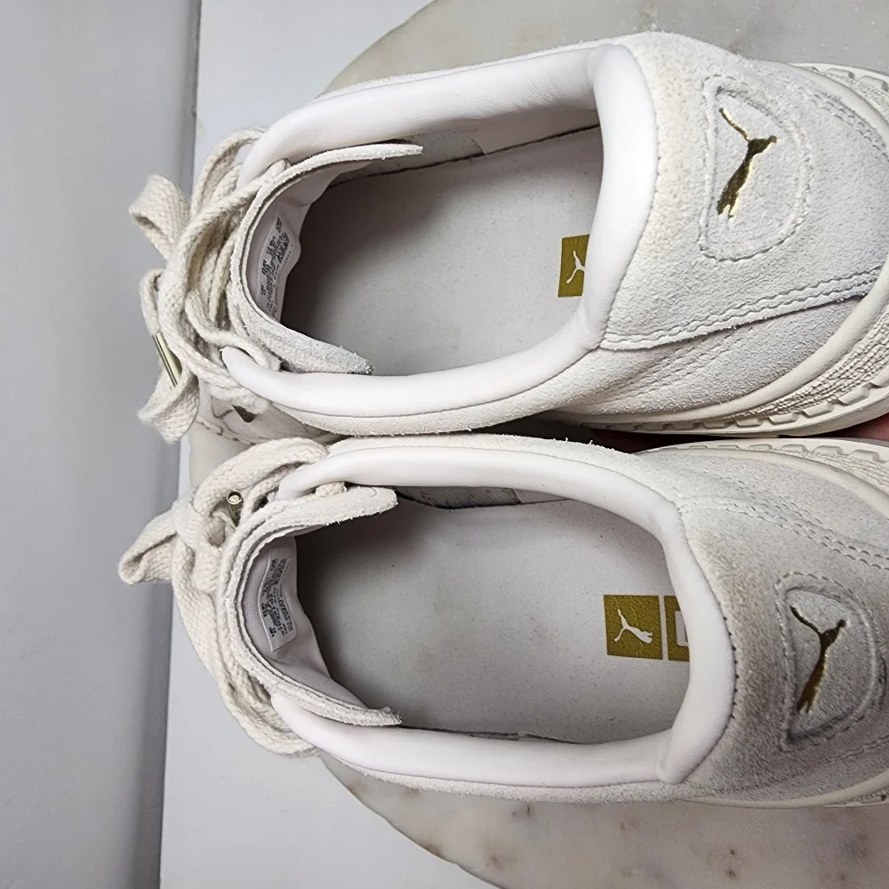 Puma Women's Shoes Size 8.5 Utility Suede 'Pastel Parchment 370981-02